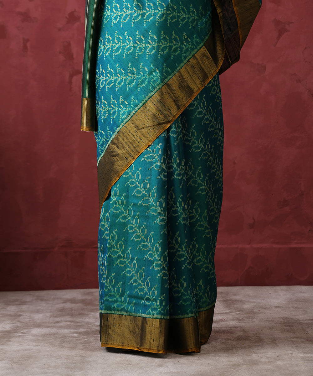 Handloom_Peacock_Green_Raw_Silk_Patola_Saree_with_Green_Pallu_WeaverStory_04