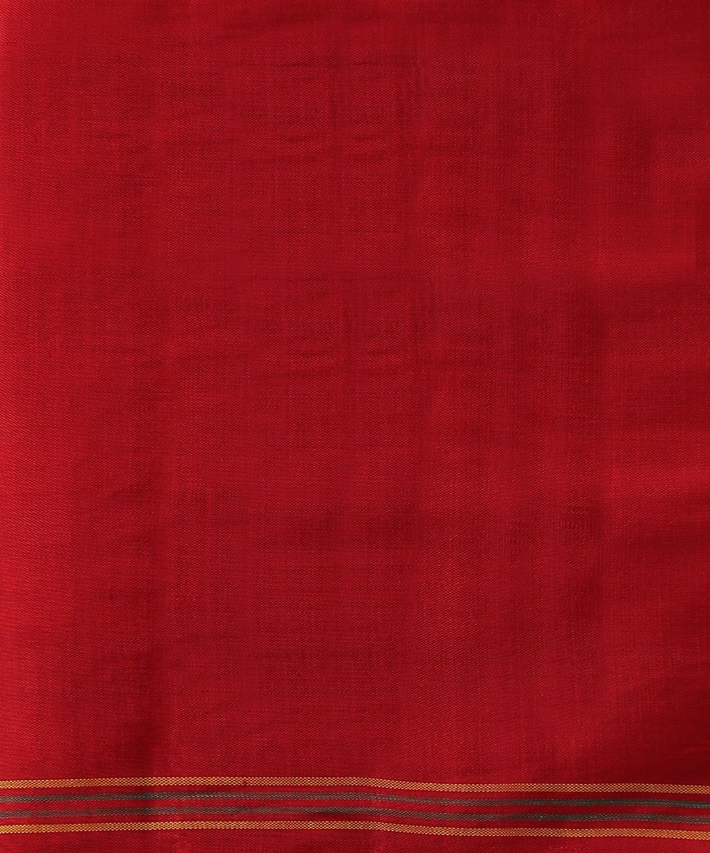 Green_Handloom_Mulberry_Silk_Patola_Saree_With_Red_Border_WeaverStory_05
