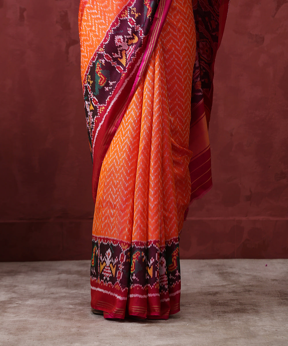 Handloom_Peach_Chevron_Mulberry_Silk_Patola_Saree_With_Pink_Border_WeaverStory_04