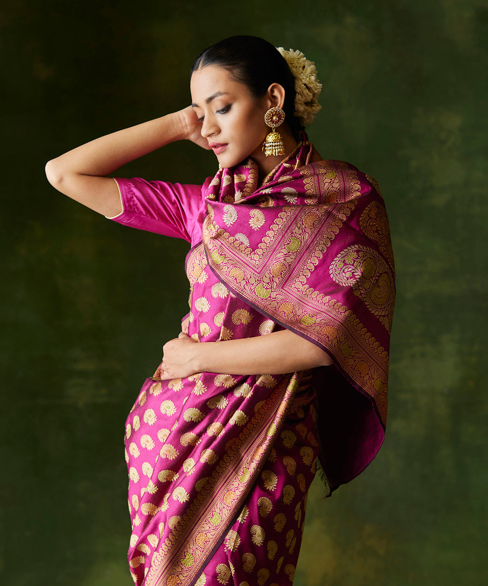 Handloom_Magenta_Pure_Malda_Silk_Banarasi_Baluchari_Saree_With_Ambi_Booti_WeaverStory_01