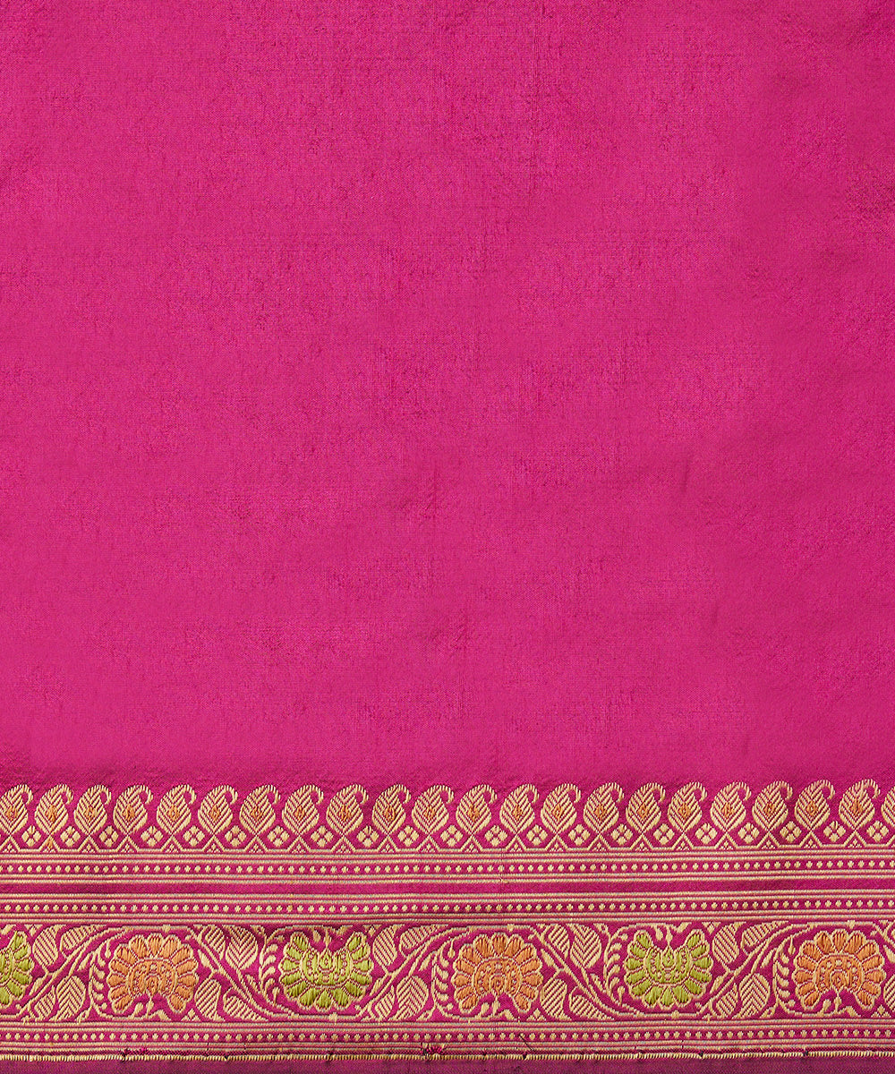 Handloom_Magenta_Pure_Malda_Silk_Banarasi_Baluchari_Saree_With_Ambi_Booti_WeaverStory_06