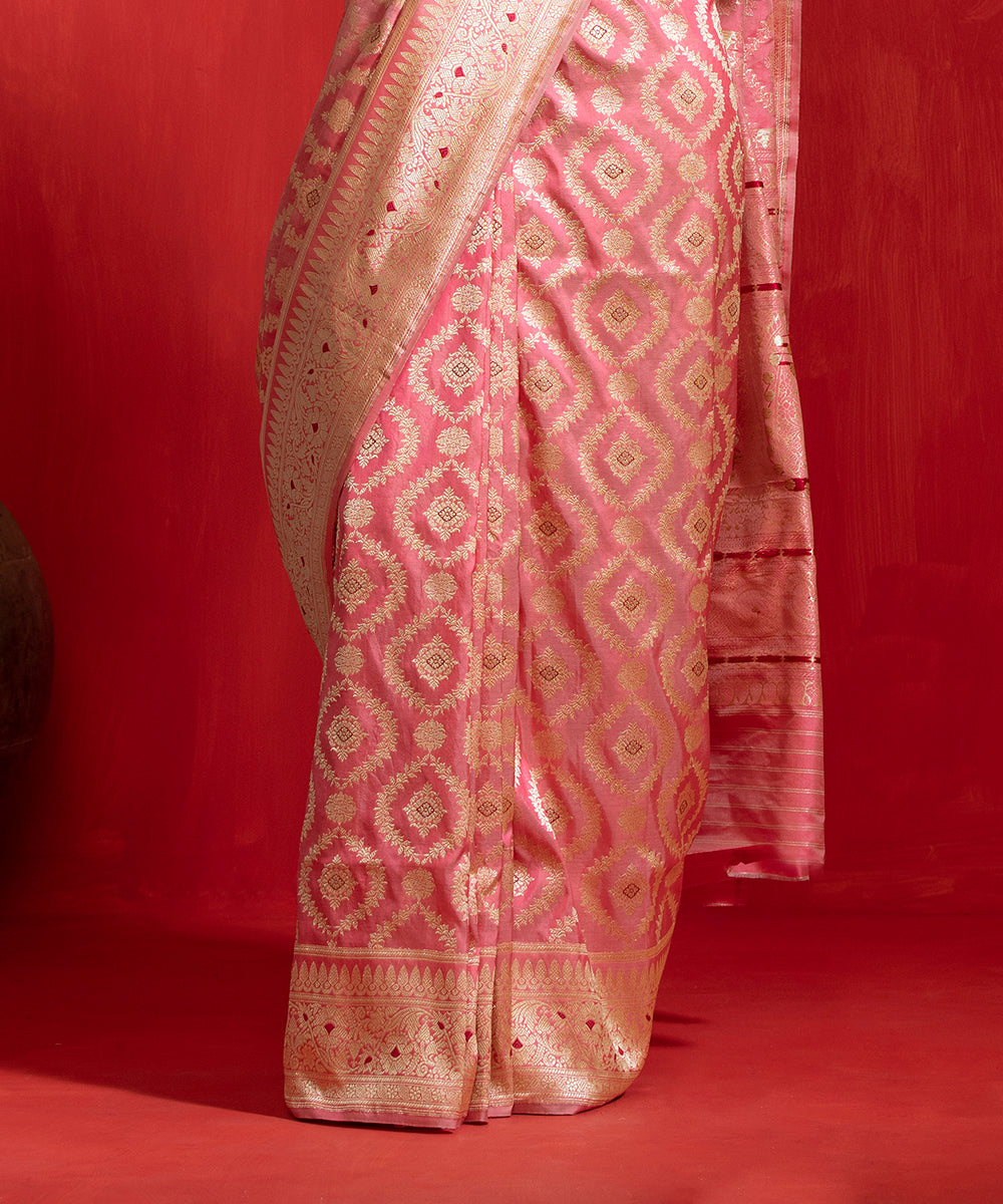 Peach_Handloom_Pure_Katan_Silk_Banarasi_Saree_With_Kadhwa_Jaal_WeaverStory_04