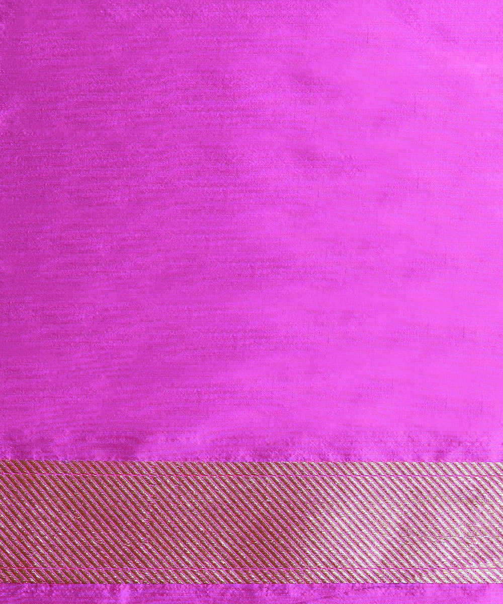 Handloom_Pink_Pure_Katan_Silk_Banarasi_Saree_With_Meenakari_And_Double_Border_WeaverStory_05