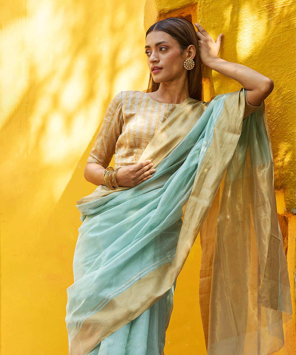 Handloom_Plain_Ice_Blue_Pure_Chanderi_Saree_With_Golden_Border_WeaverStory_01