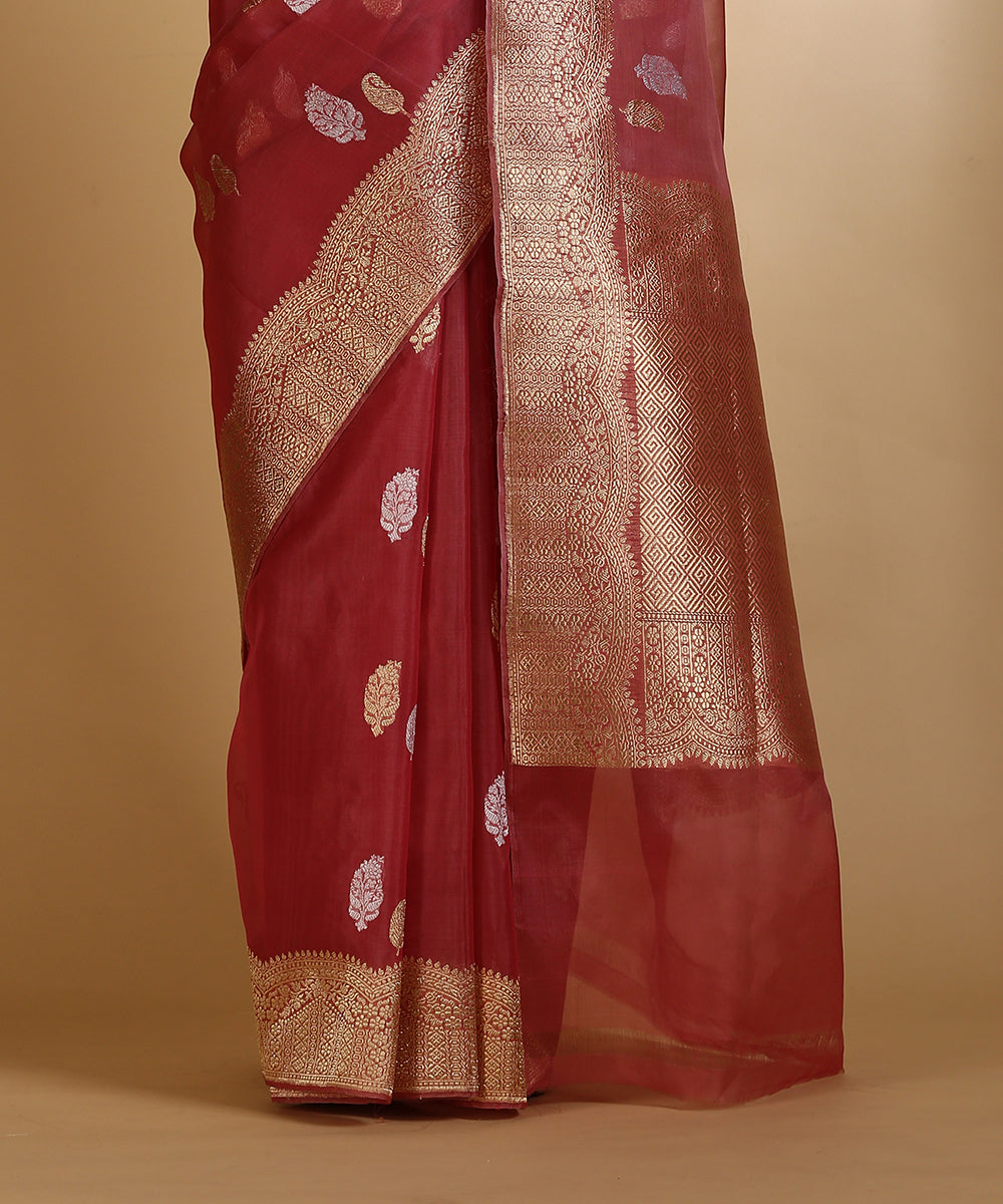 Old_Rose_Handloom_Kora_Silk_Banarasi_Saree_With_Scalloped_border_WeaverStory_04