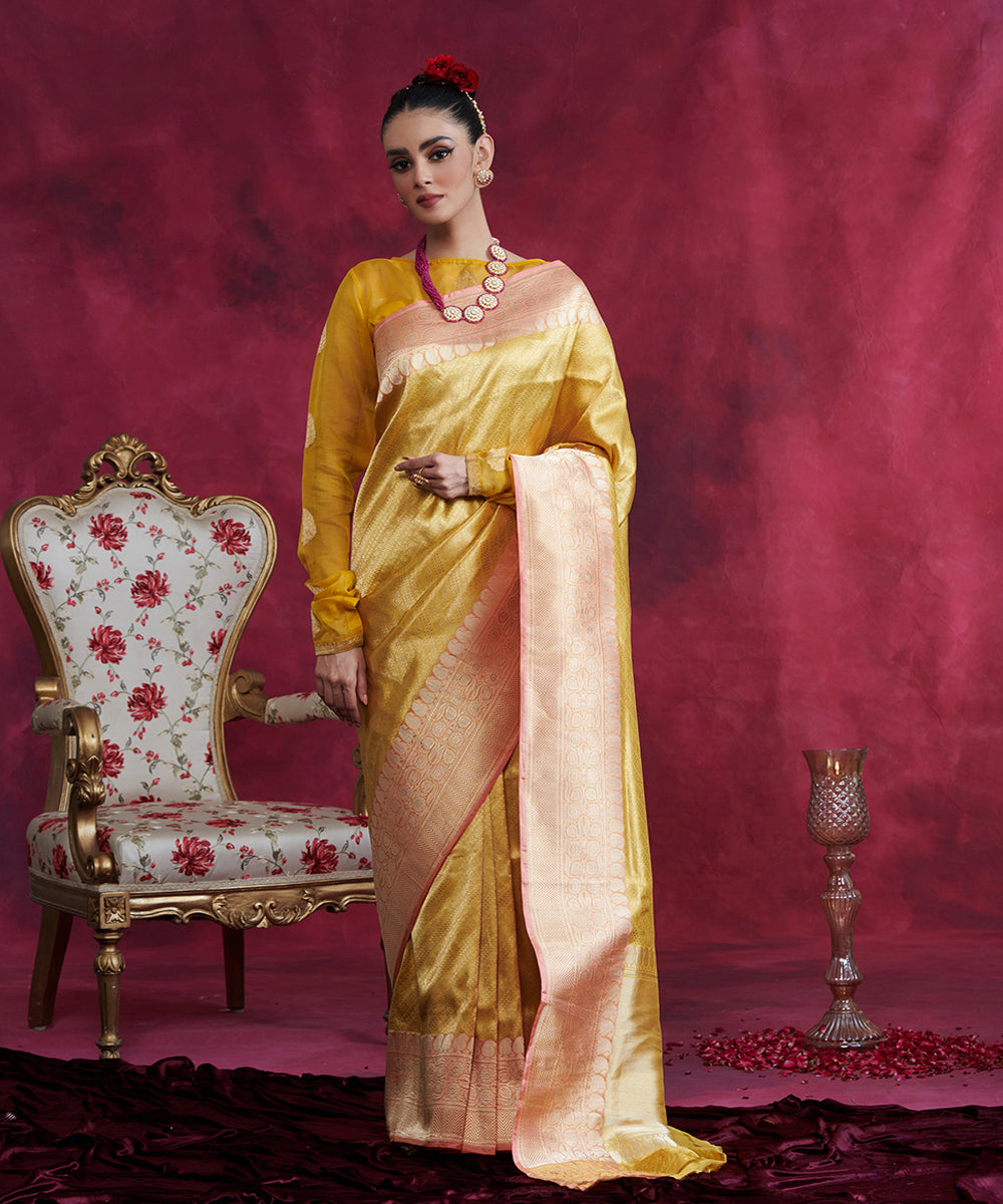 Handloom_Mustard_Kimkhab_Pure_Katan_Silk_Banarasi_Saree_With_Peach_Border_WeaverStory_02