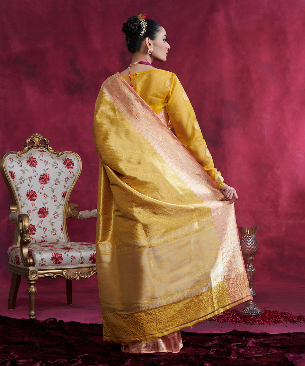 Handloom_Mustard_Kimkhab_Pure_Katan_Silk_Banarasi_Saree_With_Peach_Border_WeaverStory_03
