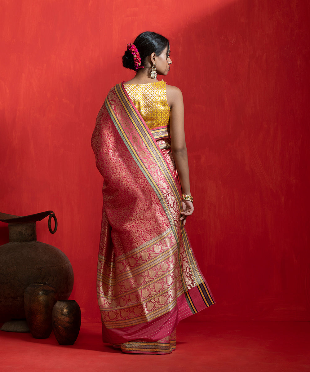 Handloom_Red_Zari_Tanchoi_Pure_Katan_Silk_Banarasi_Saree_With_Multicolor_Border_WeaverStory_03