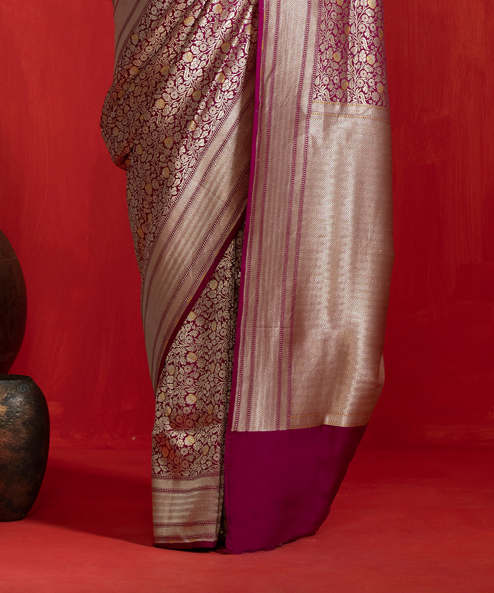 Wine_Handloom_Gul_Kimkhab_Pure_Katan_Silk_Banarasi_Saree_WeaverStory_04