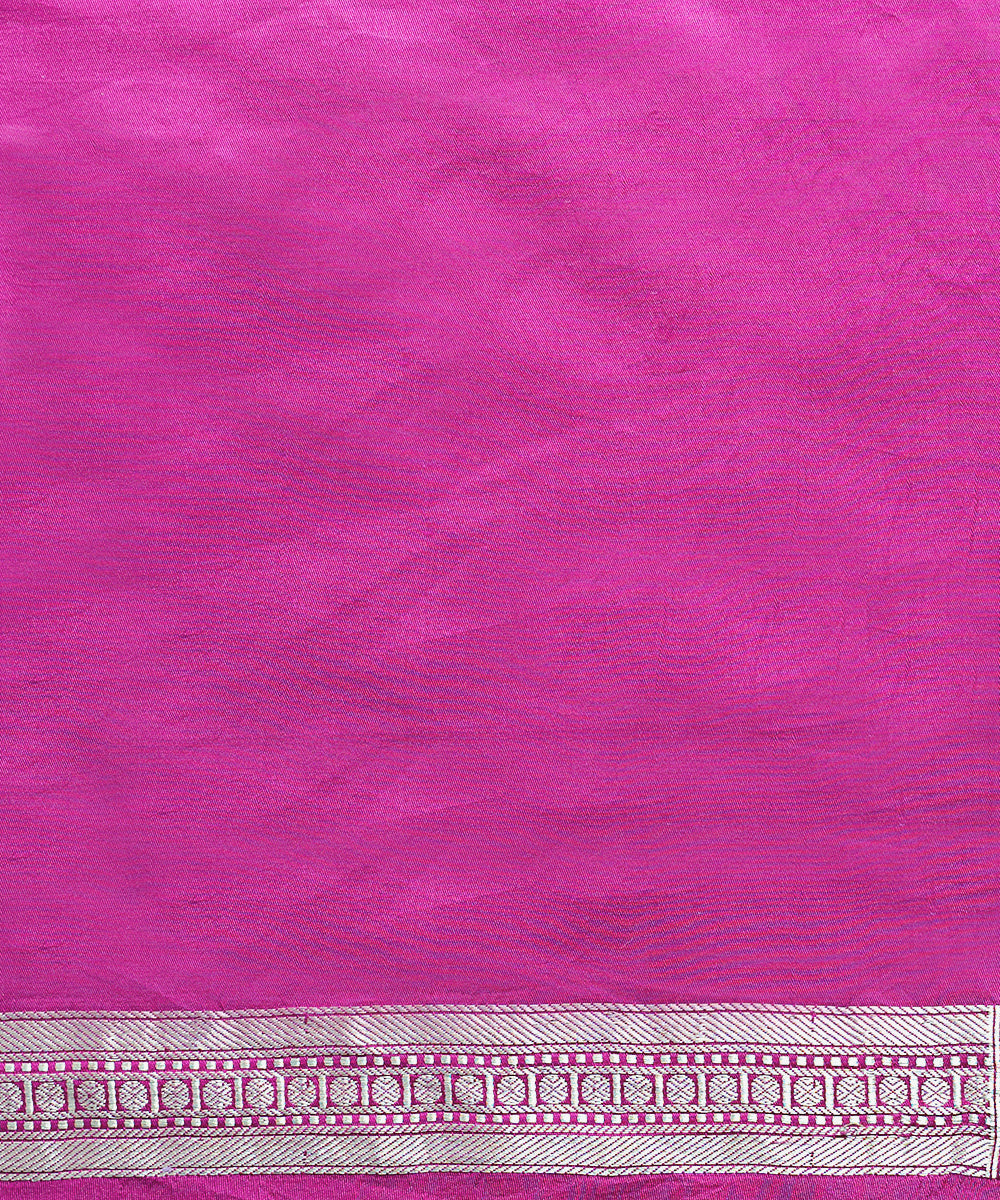 Handloom_Pink_Gajji_Silk_Banarasi_Saree_With_Broad_Kadhwa_Border_WeaverStory_05