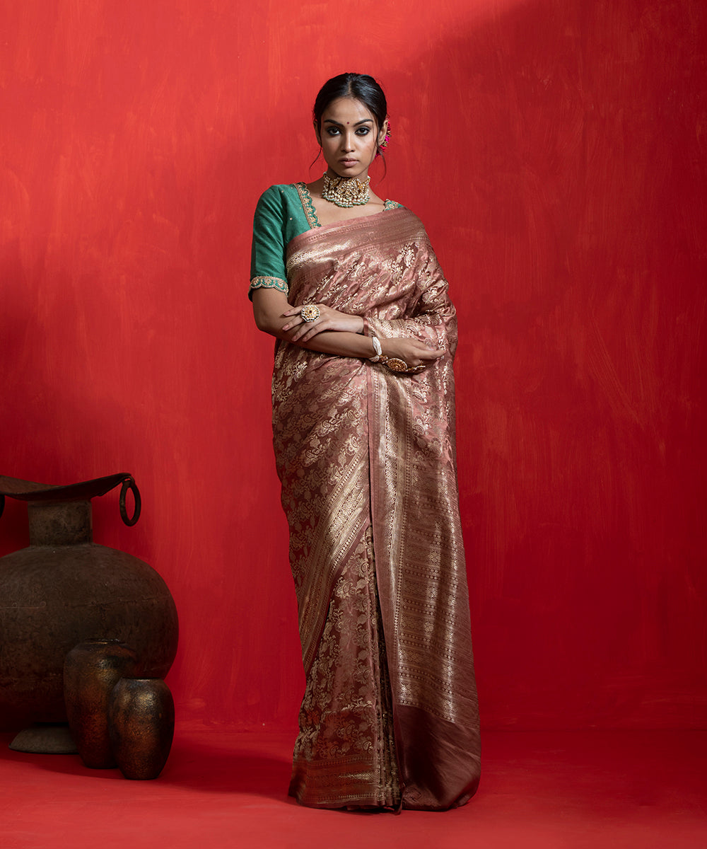 Chocolate_Brown_Gajji_Silk_Tanchoi_Banarasi_Saree_With_Floral_Jaal_WeaverStory_02