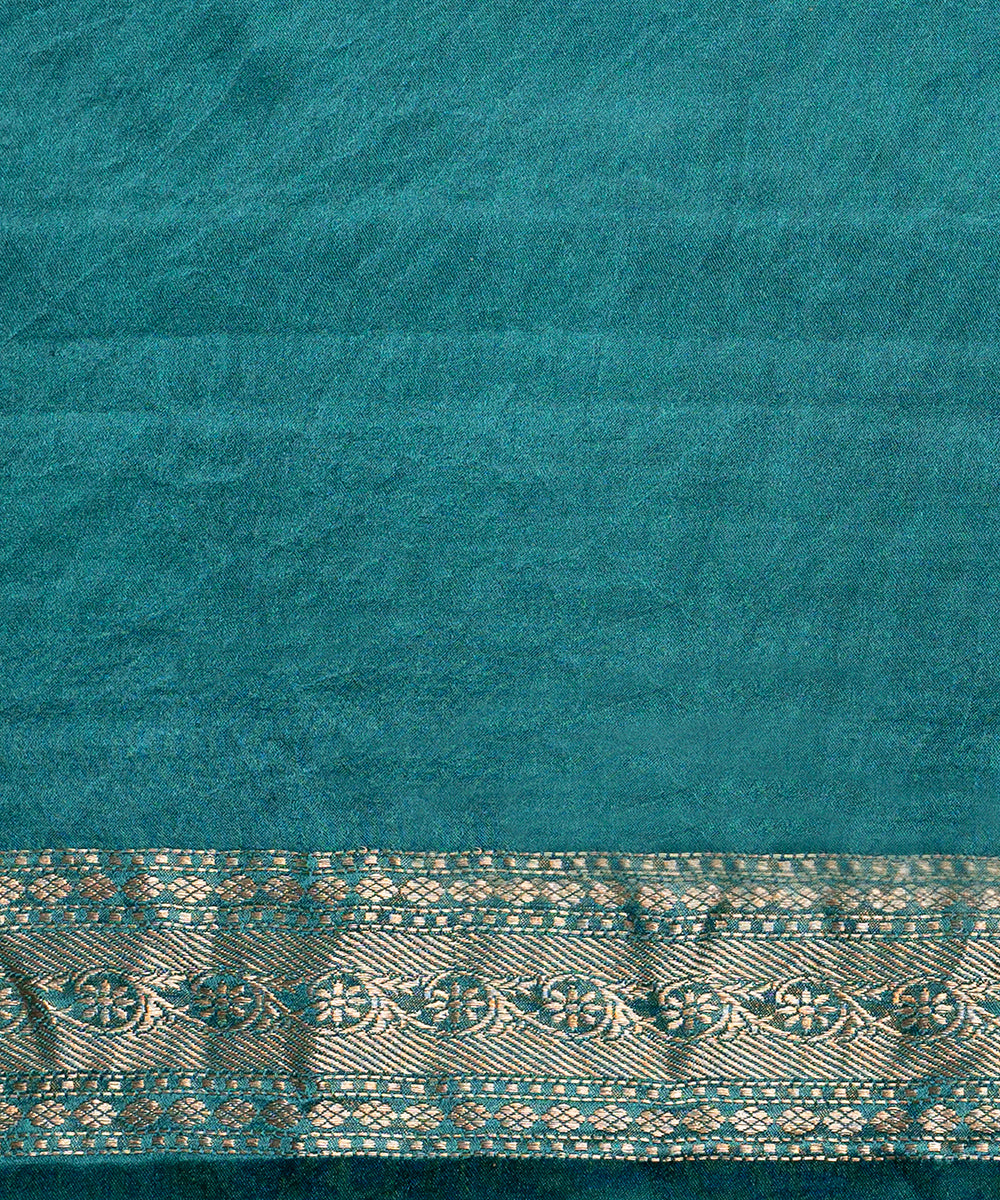 Green_Handloom_Gajji_Silk_Tanchoi_Banarasi_Saree_With_Floral_Jaal_WeaverStory_05