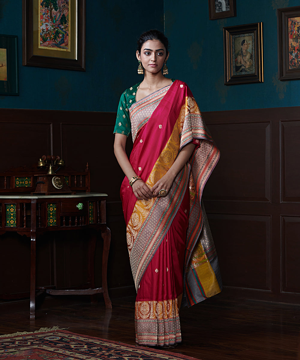 Pink_Handloom_Pure_Katan_Silk_Banarasi_Saree_With_Mustard_Border_WeaverStory_02