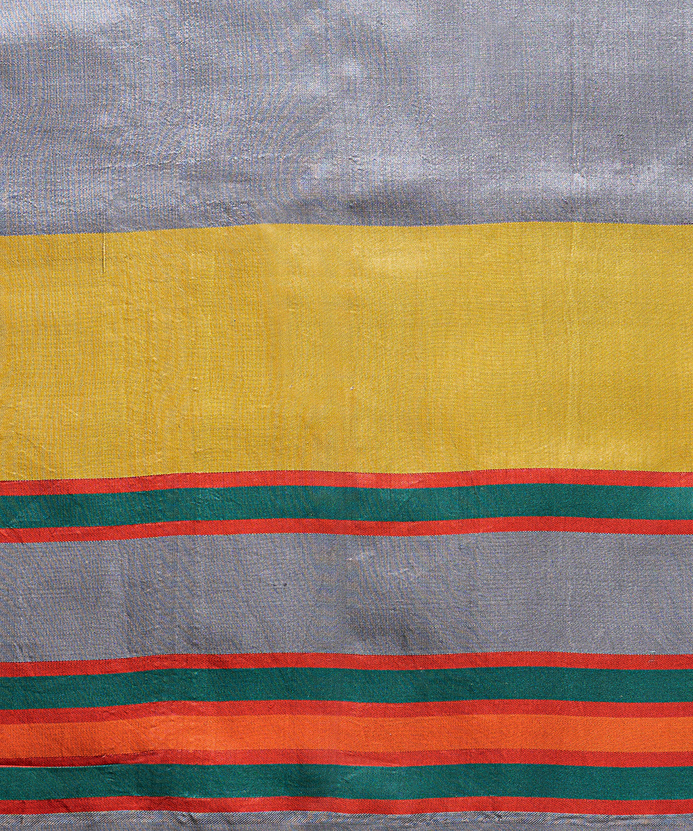 Pink_Handloom_Pure_Katan_Silk_Banarasi_Saree_With_Mustard_Border_WeaverStory_05