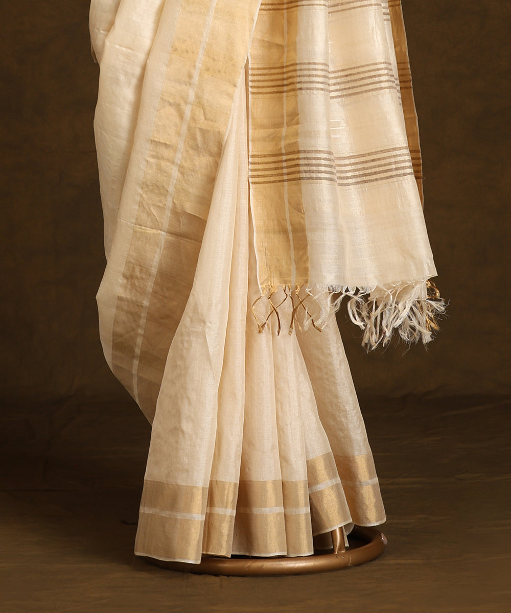 Off-White_Handloom_Pure_Kosa_Silk_Saree_With_Golden_Border_WeaverStory_03