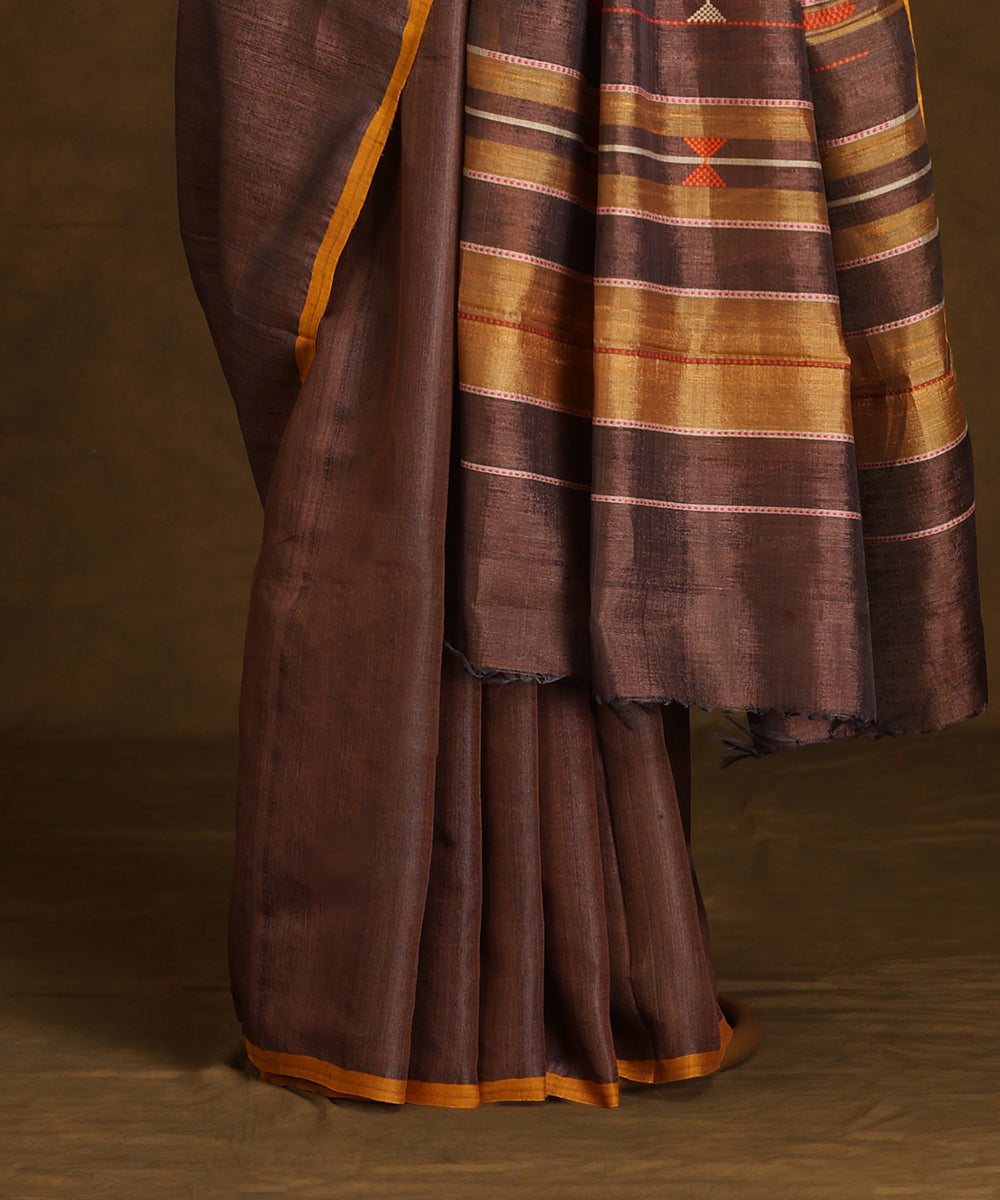 Handloom_Coke_Brown_Pure_Kosa_Silk_Saree_With_Musturd_Thin_Border_WeaverStory_03