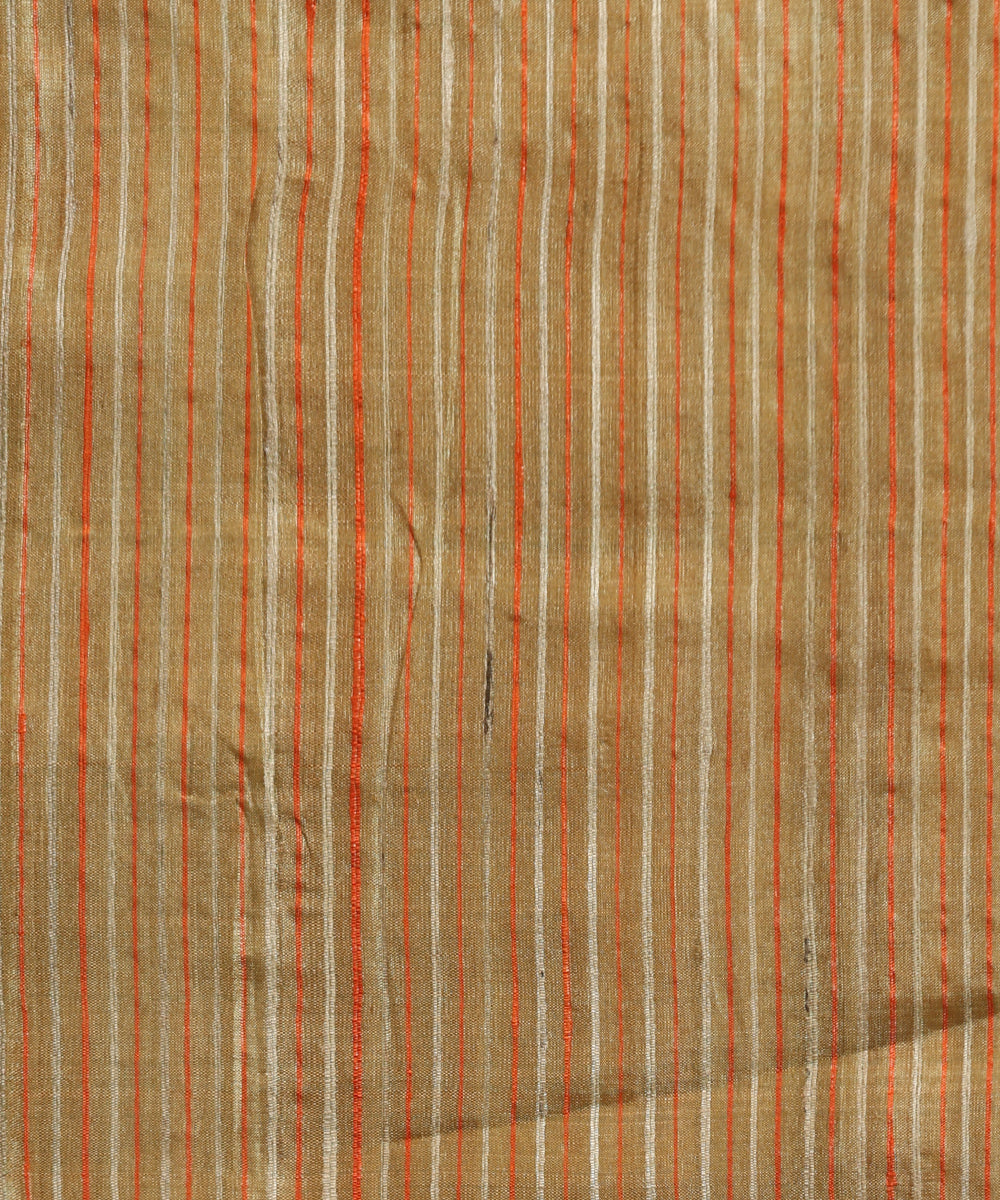 Olive_Green_Handloom_Double_Shade_Pure_Kosa_Silk_Saree_With_Stripes_And_Temple_Border_WeaverStory_05