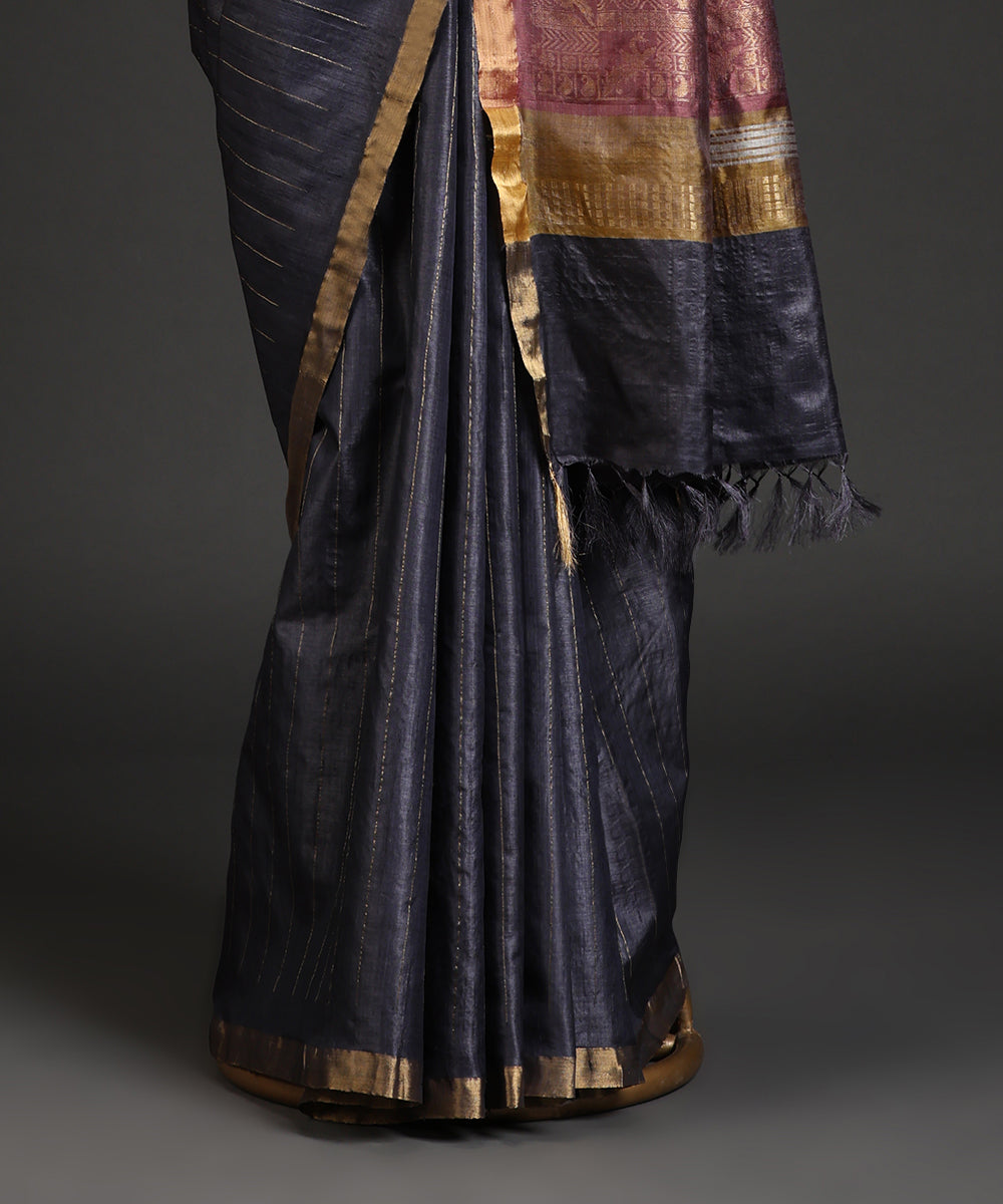 Handloom_Steel_Grey_Kosa_Silk_Saree_With_All_Over_Golden_Striped_WeaverStory_03