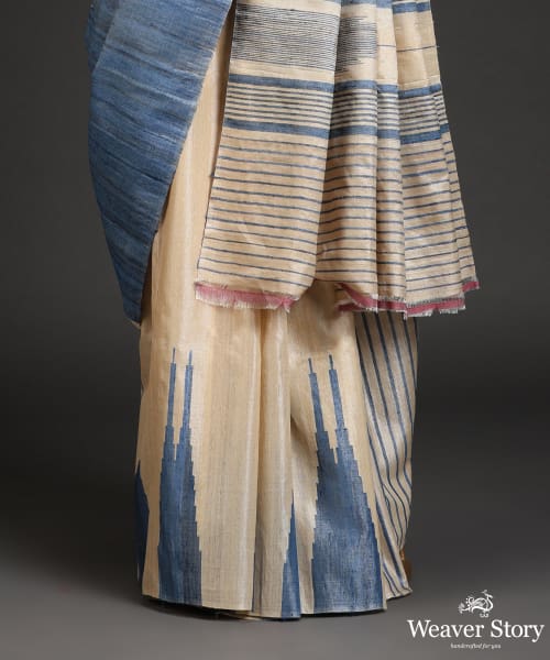 Beige_Handloom_Pure_Kosa_Silk_Saree_With_Stripes_And_Temple_In_Blue_WeaverStory_03