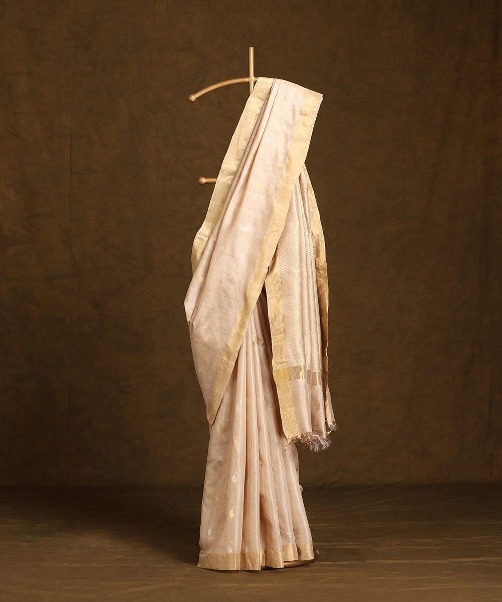 Handloom_Beige_Pure_Kosa_Silk_Saree_With_Booti_And_Thin_Zari_Border_WeaverStory_01