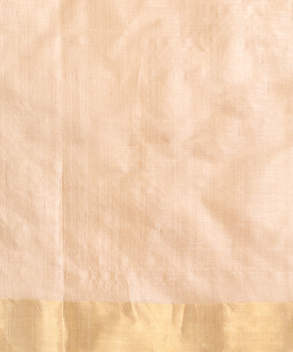 Handloom_Beige_Pure_Kosa_Silk_Saree_With_Booti_And_Thin_Zari_Border_WeaverStory_06