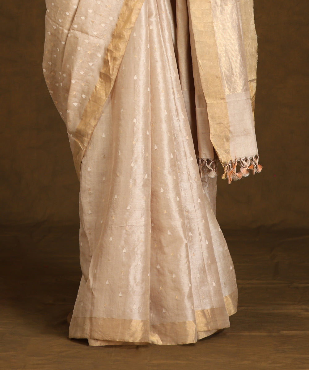 Beige_Handloom_Pure_Kosa_Silk_Saree_With_Golden_Booti_WeaverStory_03