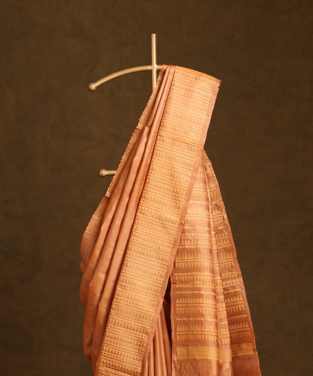 Rust_Peach_Handloom_Pure_Kosa_Silk_Saree_With_Thik_Border_WeaverStory_02