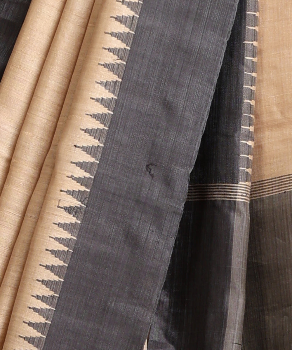 Beige_Handloom_Pure_Kosa_Silk_Saree_With_Grey_Temple_Border_WeaverStory_04