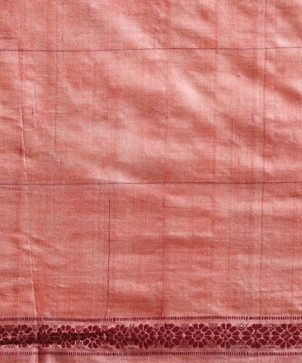 Offwhite_Handloom_Pure_Kosa_Silk_Saree_With_Check_And_Floral_Motif_Border_WeaverStory_05
