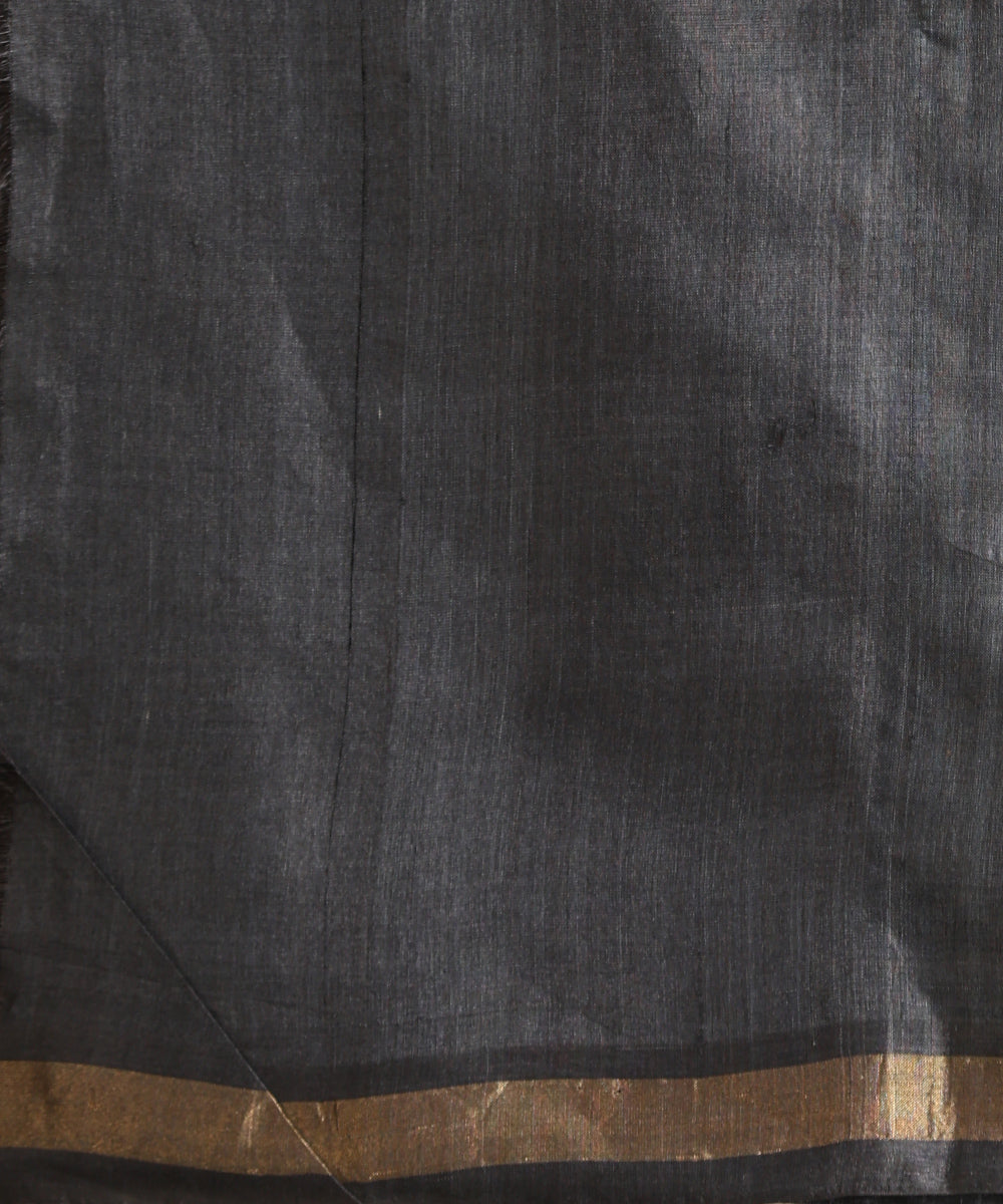 Dark_Grey_Handloom_Pure_Kosa_Silk_Saree_With_All_Over_Ambi_Jaal_WeaverStory_06