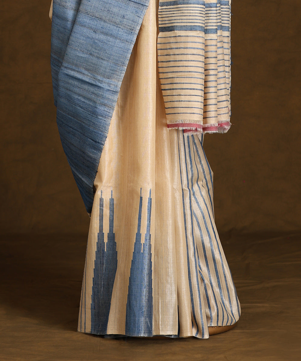 Handloom_Beige_Pure_Kosa_Silk_Saree_With_Blue_Border_WeaverStory_03
