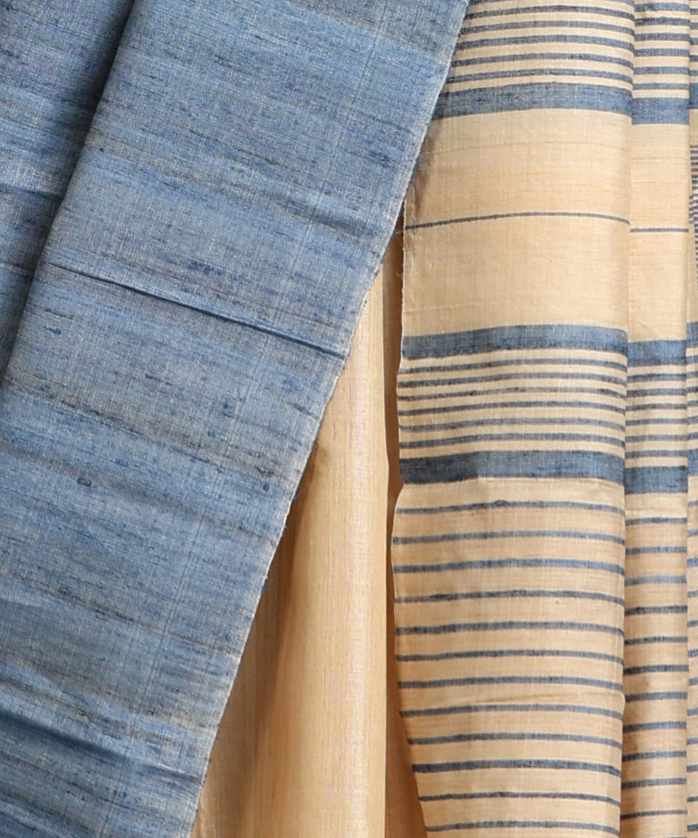 Handloom_Beige_Pure_Kosa_Silk_Saree_With_Blue_Border_WeaverStory_04