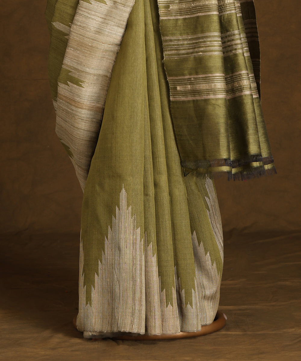 Olive_Handloom_Pure_Kosa_Silk_Saree_With_Beige_Temple_Border_And_Pallu_WeaverStory_03