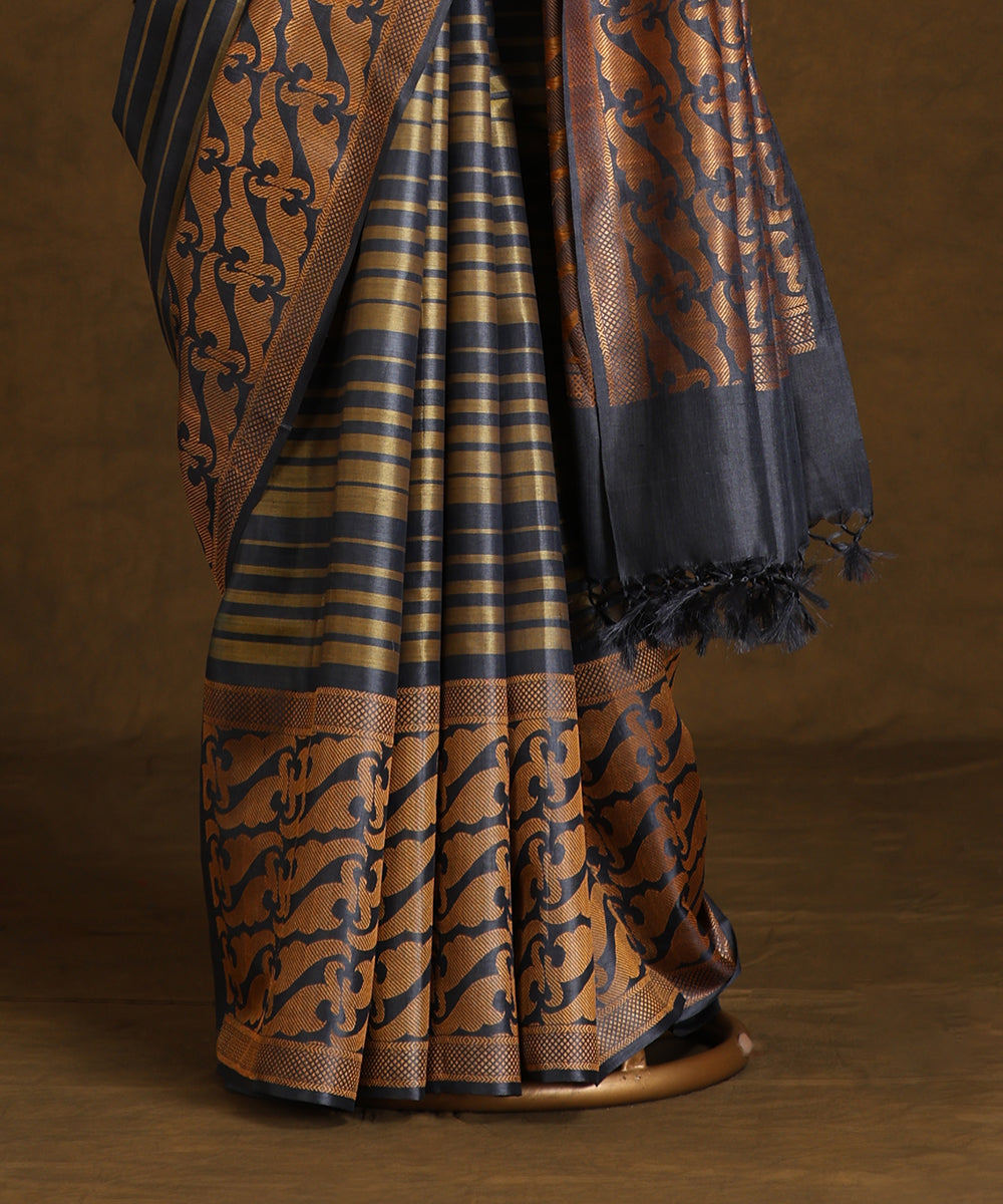 Handloom_Sky_Blue_Handloom_Pure_Kosa_Silk_Horizontal_Striped_Saree_WeaverStory_03