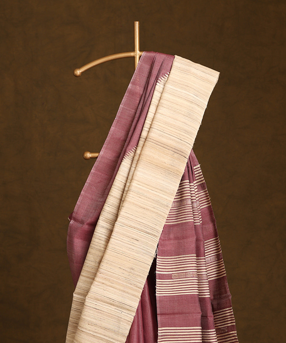 Onion_Pink_Handloom_Pure_Kosa_Silk_Saree_With_Beige_Temple_Border_WeaverStory_02