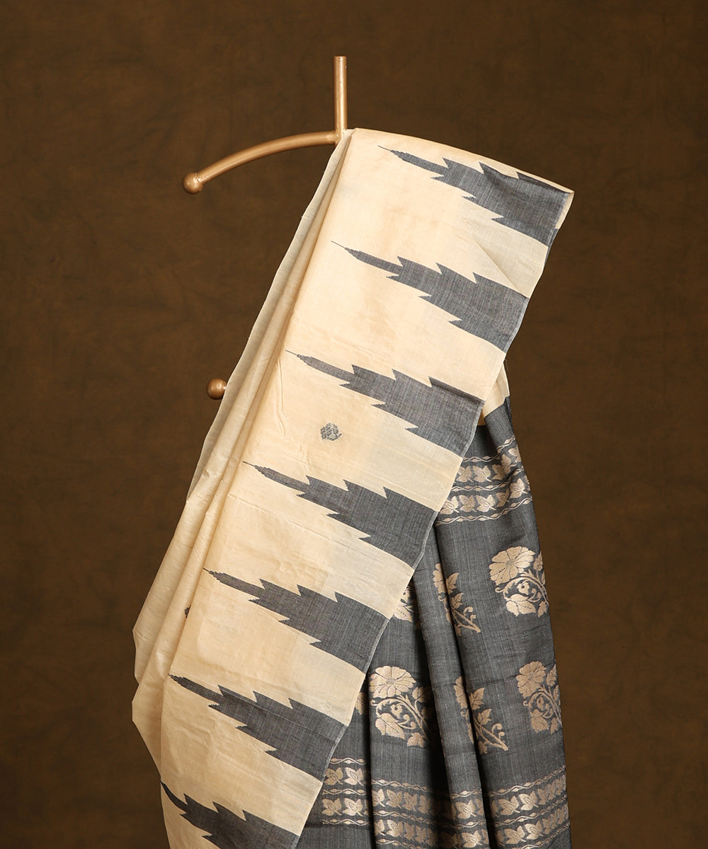 Handloom_Beige_Pure_Kosa_Silk_Saree_With_Grey_Temple_Border_And_Floral_Pallu_WeaverStory_02