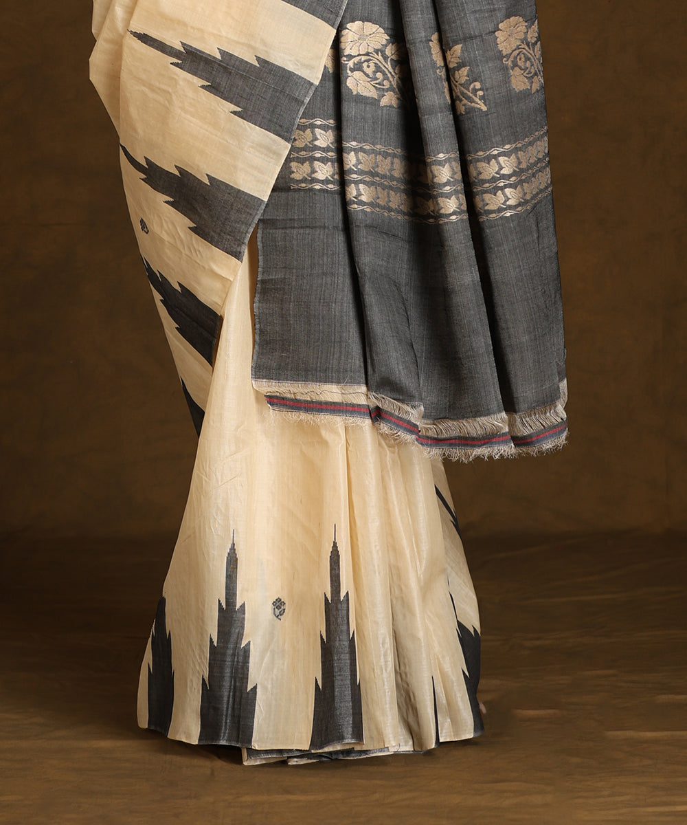 Handloom_Beige_Pure_Kosa_Silk_Saree_With_Grey_Temple_Border_And_Floral_Pallu_WeaverStory_03
