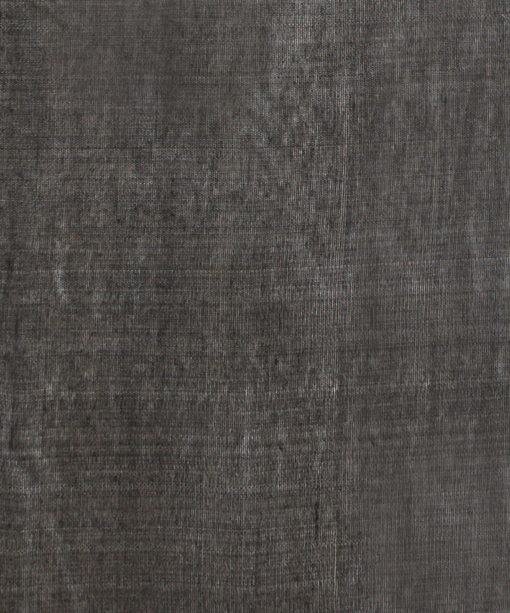 Handloom_Beige_Pure_Kosa_Silk_Saree_With_Grey_Temple_Border_And_Floral_Pallu_WeaverStory_06