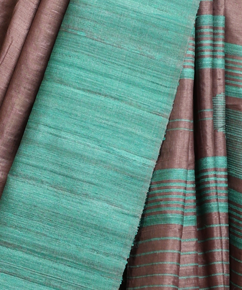 Mauve_Handloom_Pure_Kosa_Silk_Saree_With_Blue_Temple_Border_WeaverStory_04