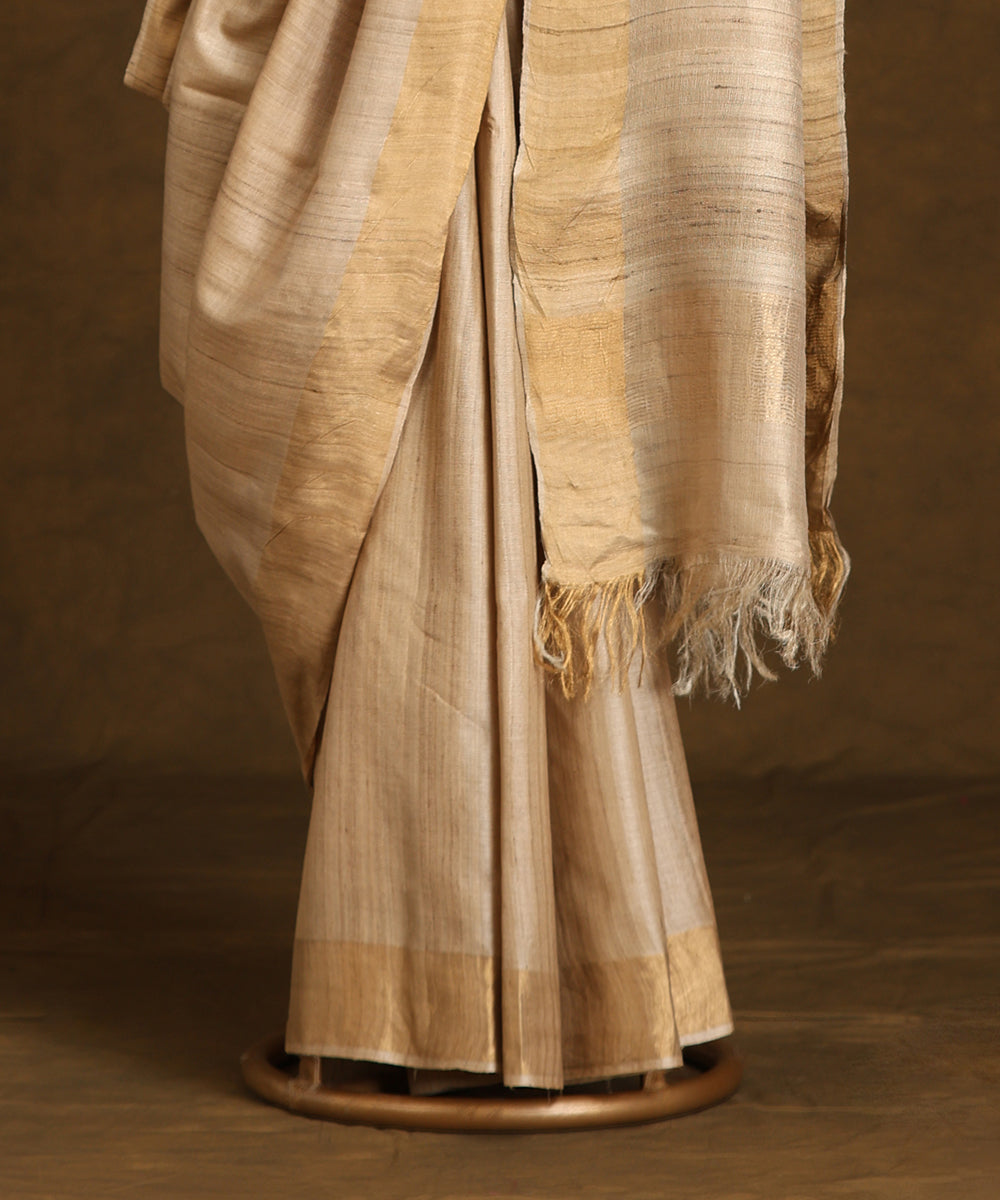 Beige_Handloom_Pure_Kosa_Silk_Saree_With_Golden_Border_WeaverStory_03