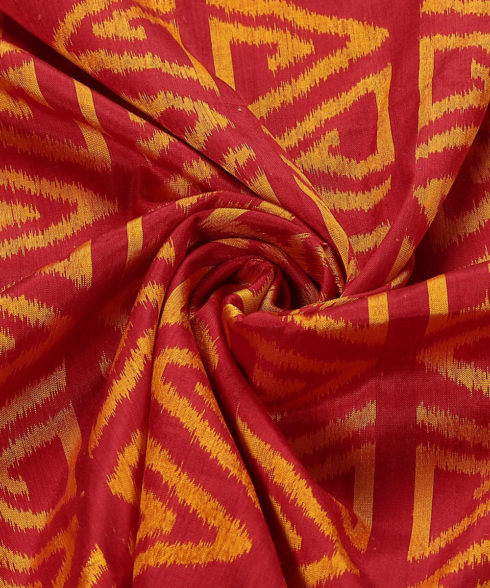 Handloom_Red_Pure_Mulberry_Silk_Single_Ikat_Stole_WeaverStory_05