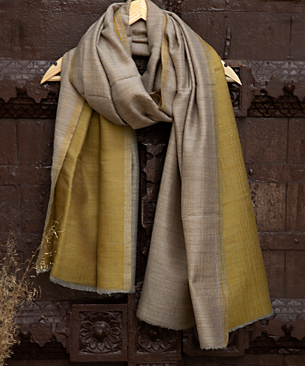 Olive_Handwoven_Double_Shade_Pure_Pashmina_Ladies_Stole_WeaverStory_01
