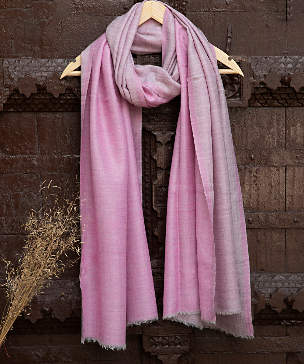 Handwoven_Pink_Double_Shade_Pure_Pashmina_Ladies_Stole_WeaverStory_01