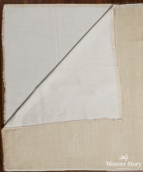 Cream_And_Blye_Handwoven_Double_Shade_Pure_Pashmina_Ladies_Stole_WeaverStory_02