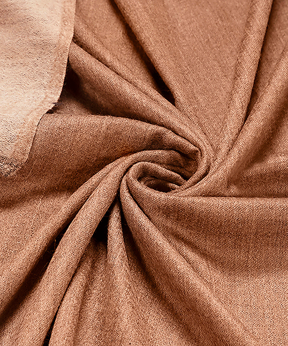 Handwoven_Taupe_Double_Shade_Pure_Pashmina_Ladies_Stole_WeaverStory_05