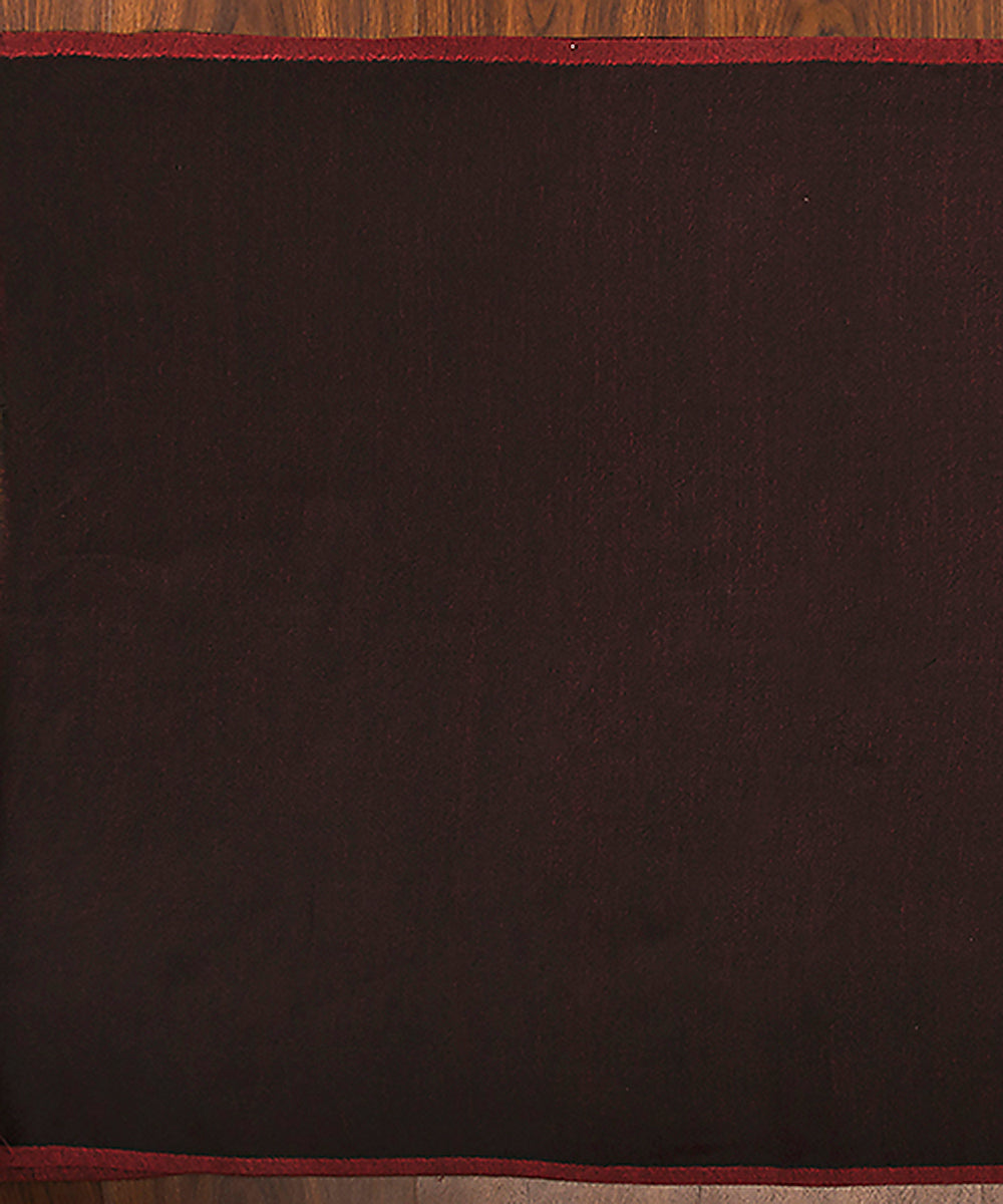 Handwoven_Maroon_And_Black_Double_Shade_Pure_Pashmina_Ladies_Stole_WeaverStory_02