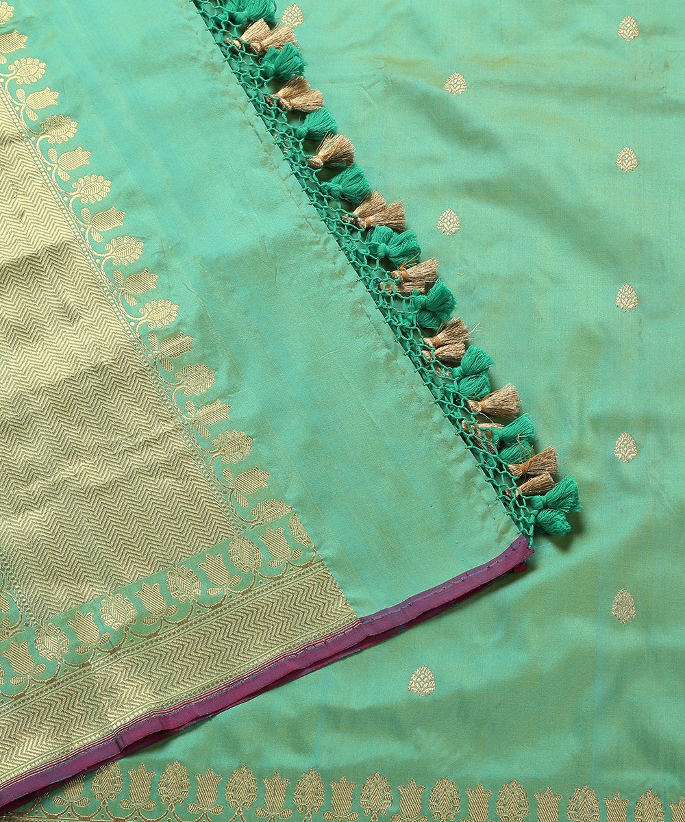 Sea_Green_Handloom_Kadhwa_Banarasi_Dupatta_with_Booti_Design_WeaverStory_04