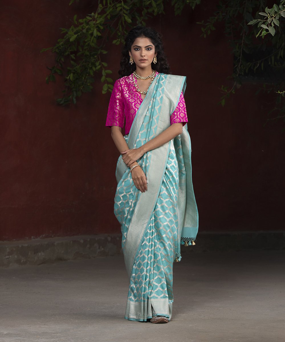 Sea_Green_Handloom_Katan_Silk_Cutwork_Banarasi_Saree_with_Jaal_WeaverStory_02