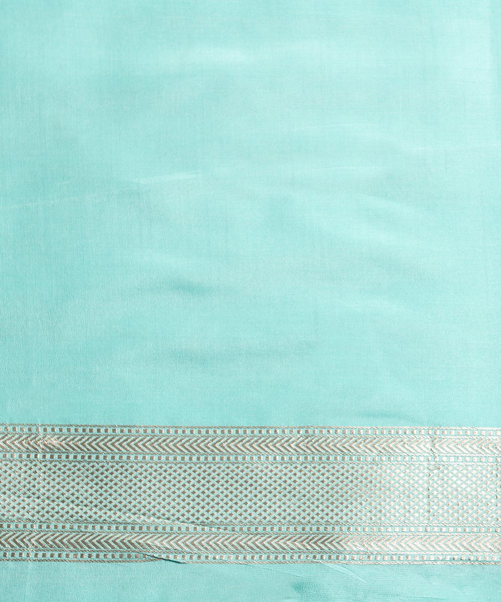 Sea_Green_Handloom_Katan_Silk_Cutwork_Banarasi_Saree_with_Jaal_WeaverStory_05