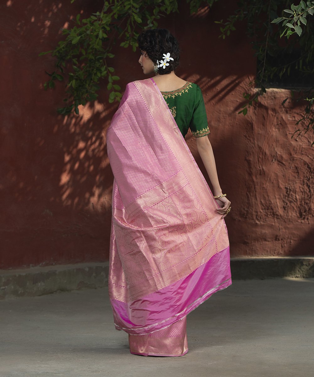 Soft_Pink_Handloom_Zari_Booti_Katan_Silk_Tanchoi_Banarasi_Saree_With_Paisleys_WeaverStory_03